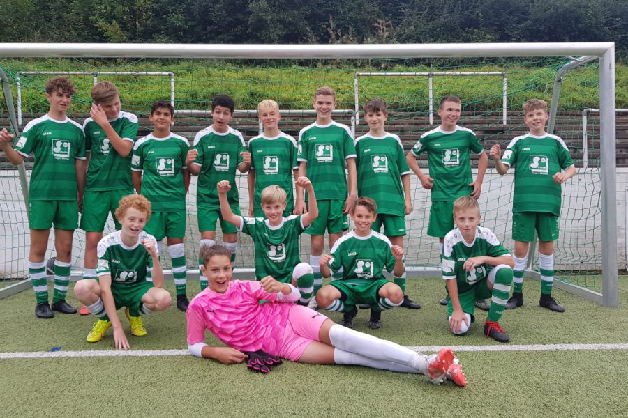 Fußball-Jungen_2021_01