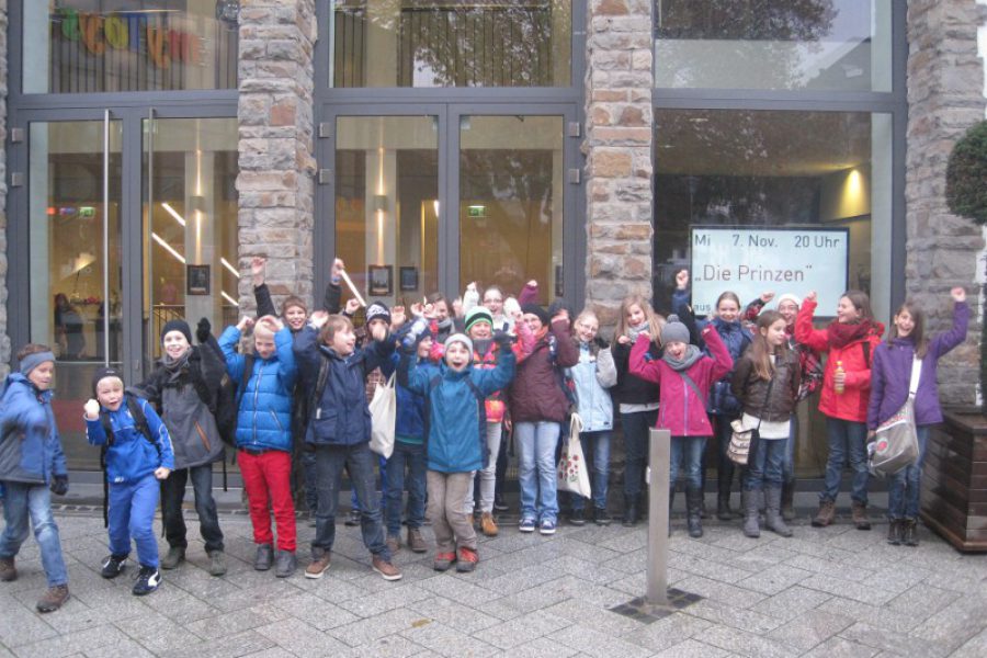 mathe-stadtfuehrung_5c_kl-jpg mathe-stadtfuehrung_5c_kl-jpg